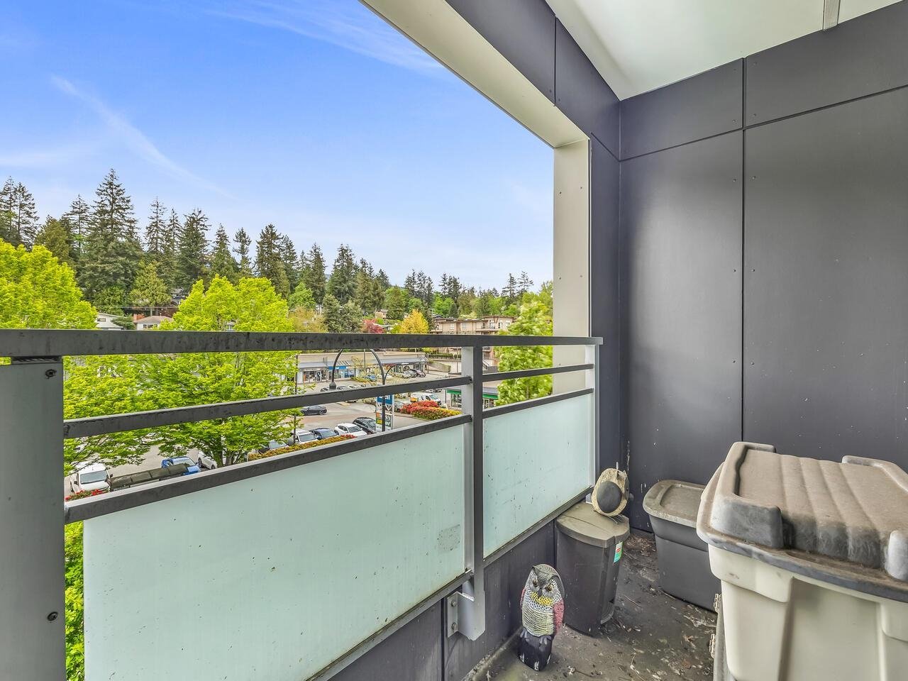 410-1061 Marine Dr