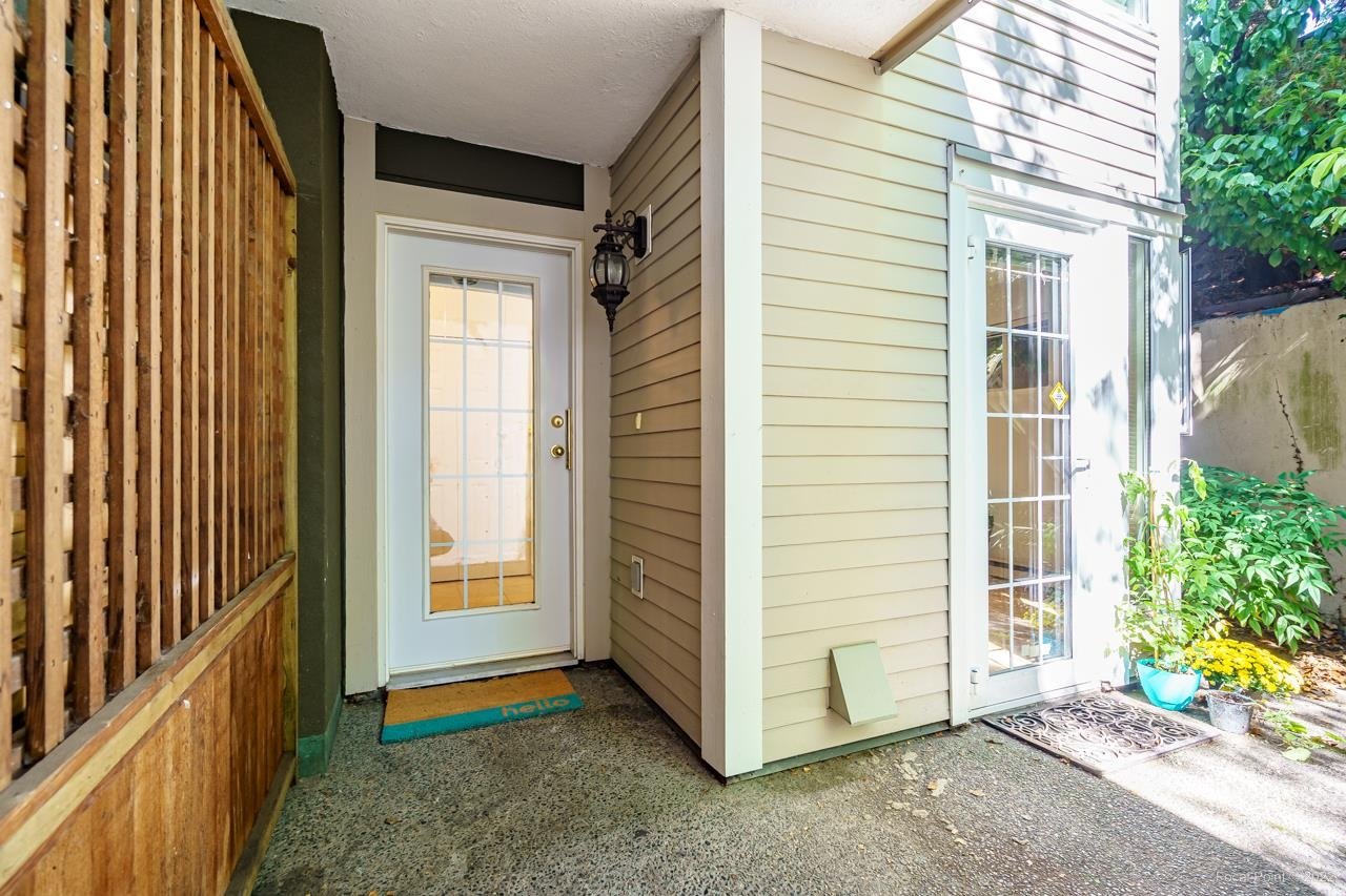 102-235 E 19th Ave