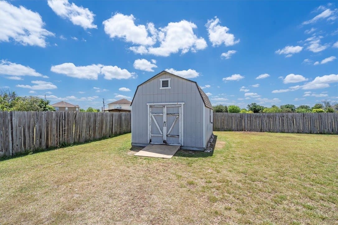 335 Siebert Dr