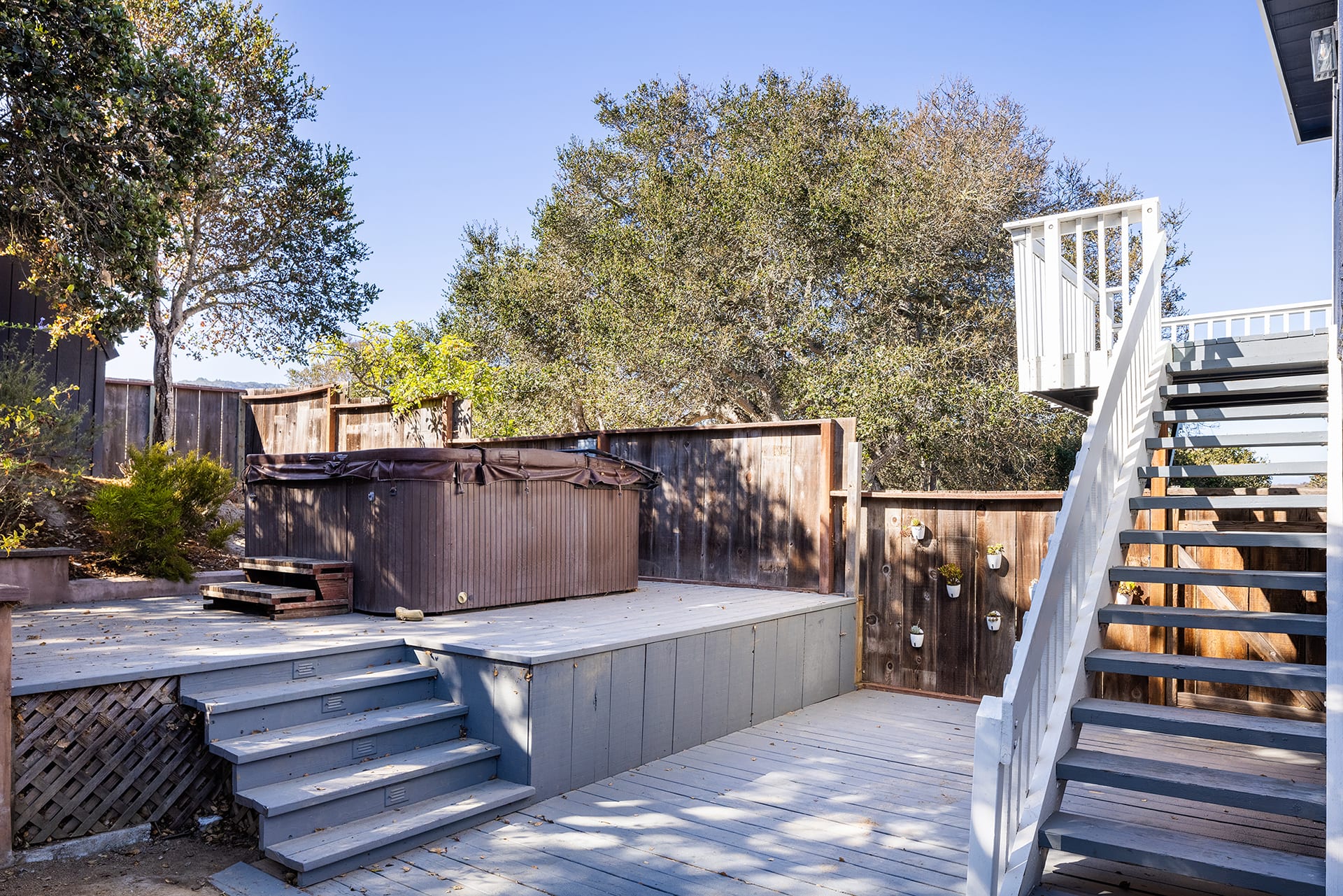 Sunny Outdoor Living - 23 Seca Place