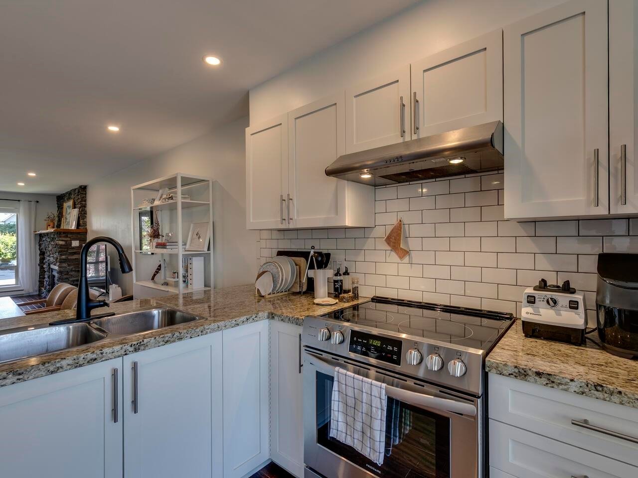 1196 Village Green Wy