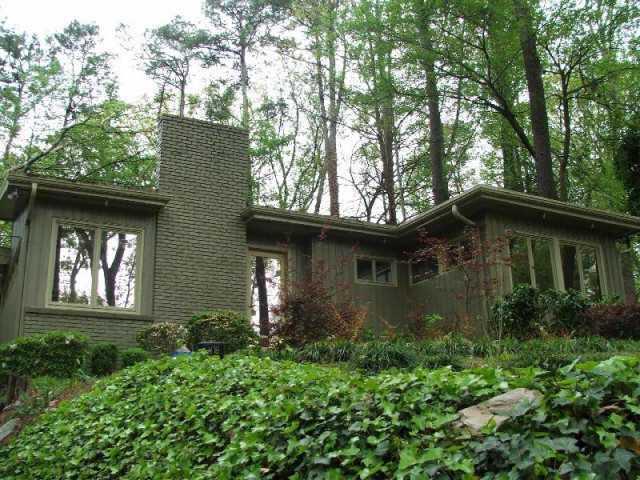 478 Overbrook Dr NW