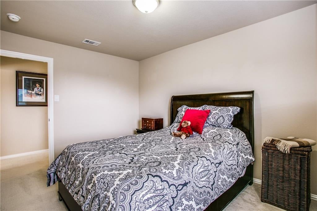 2709 Triangle Leaf Dr