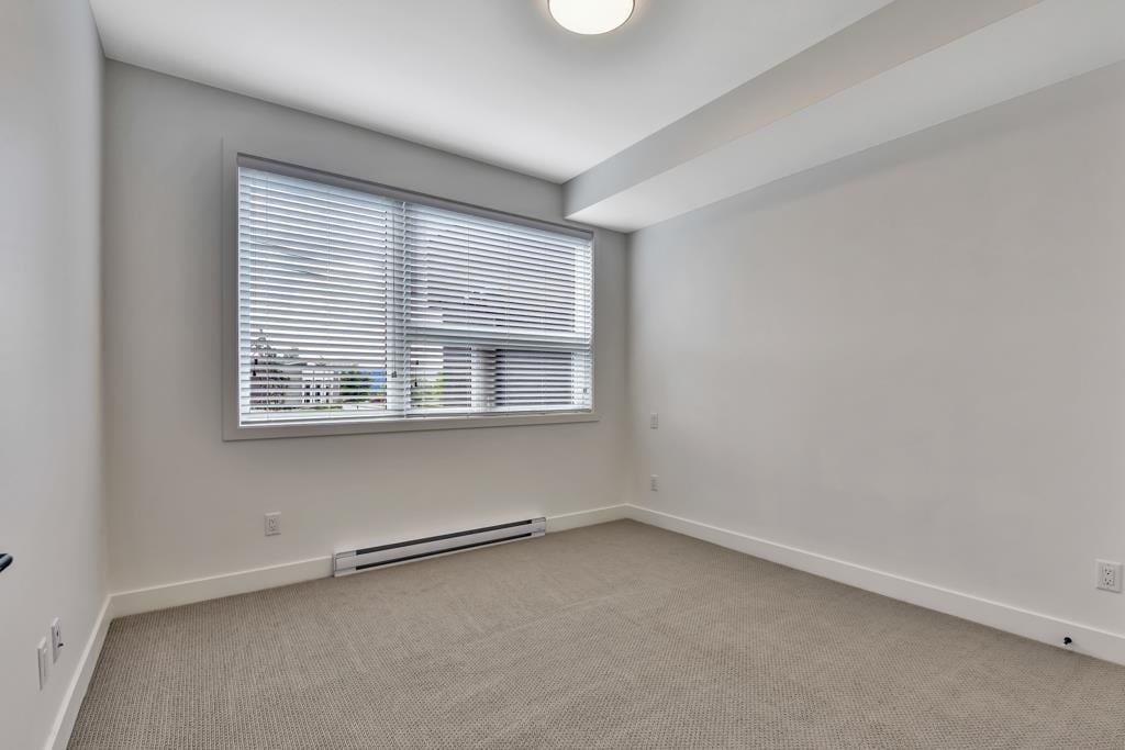 7-32828 Landeau Pl
