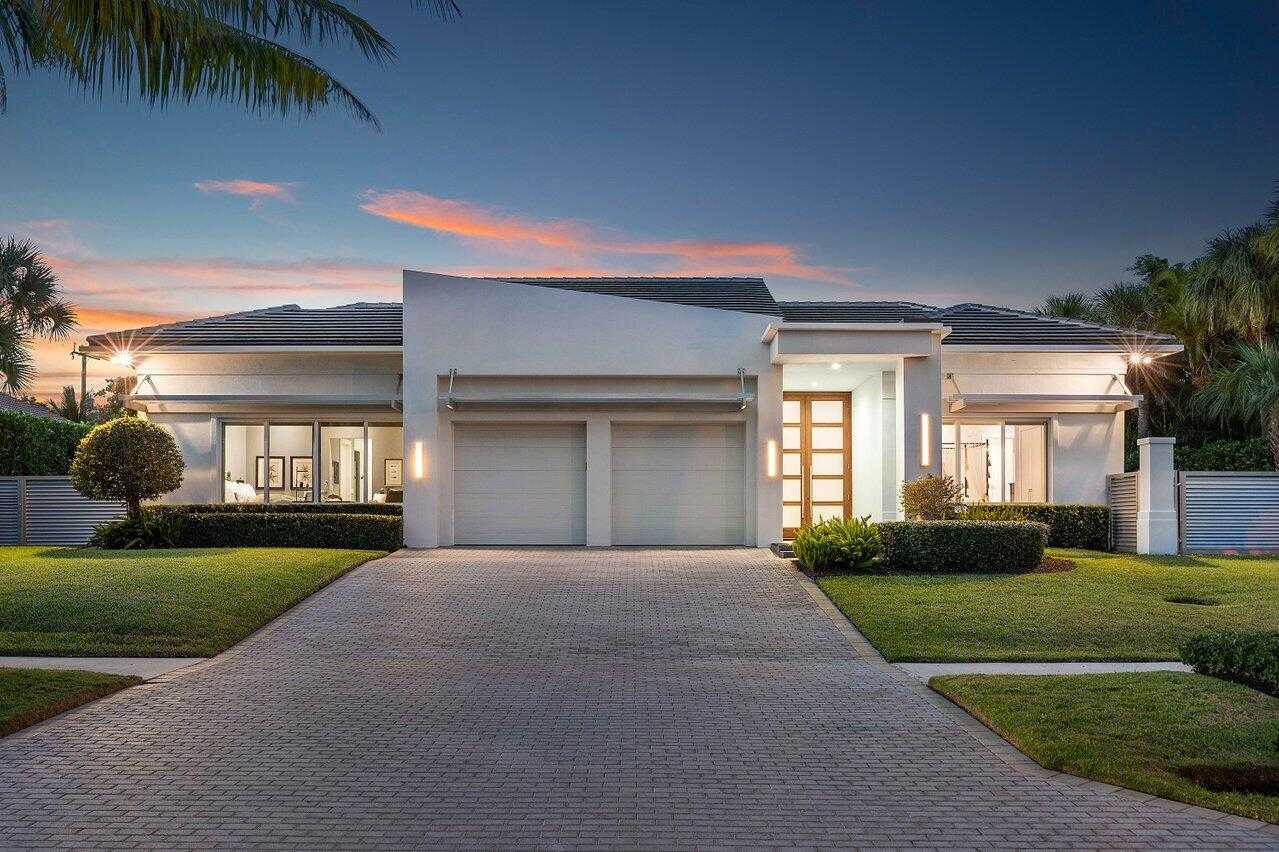 17 Coconut Lane