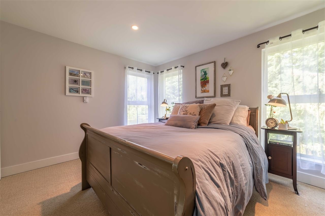 D205-1400 Alta Lake Rd