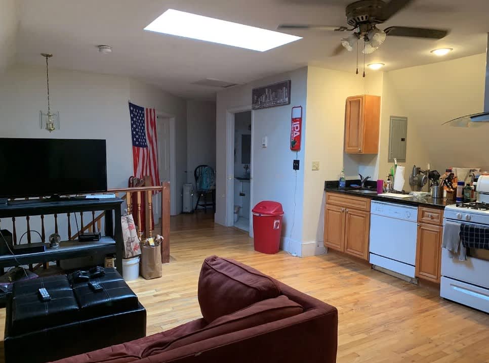 68 Boylston St # 4