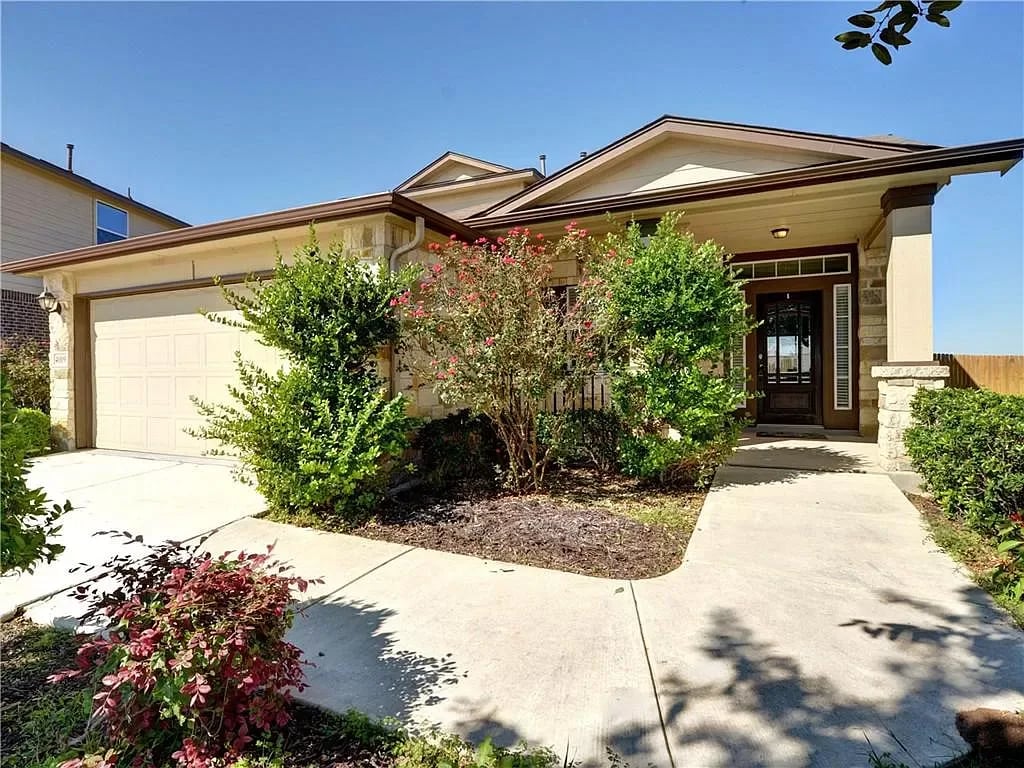 4009 Monterrey Oak