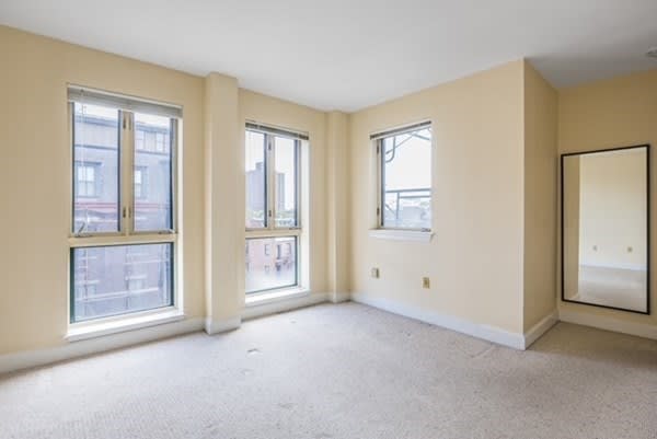 2 Clarendon St, #607