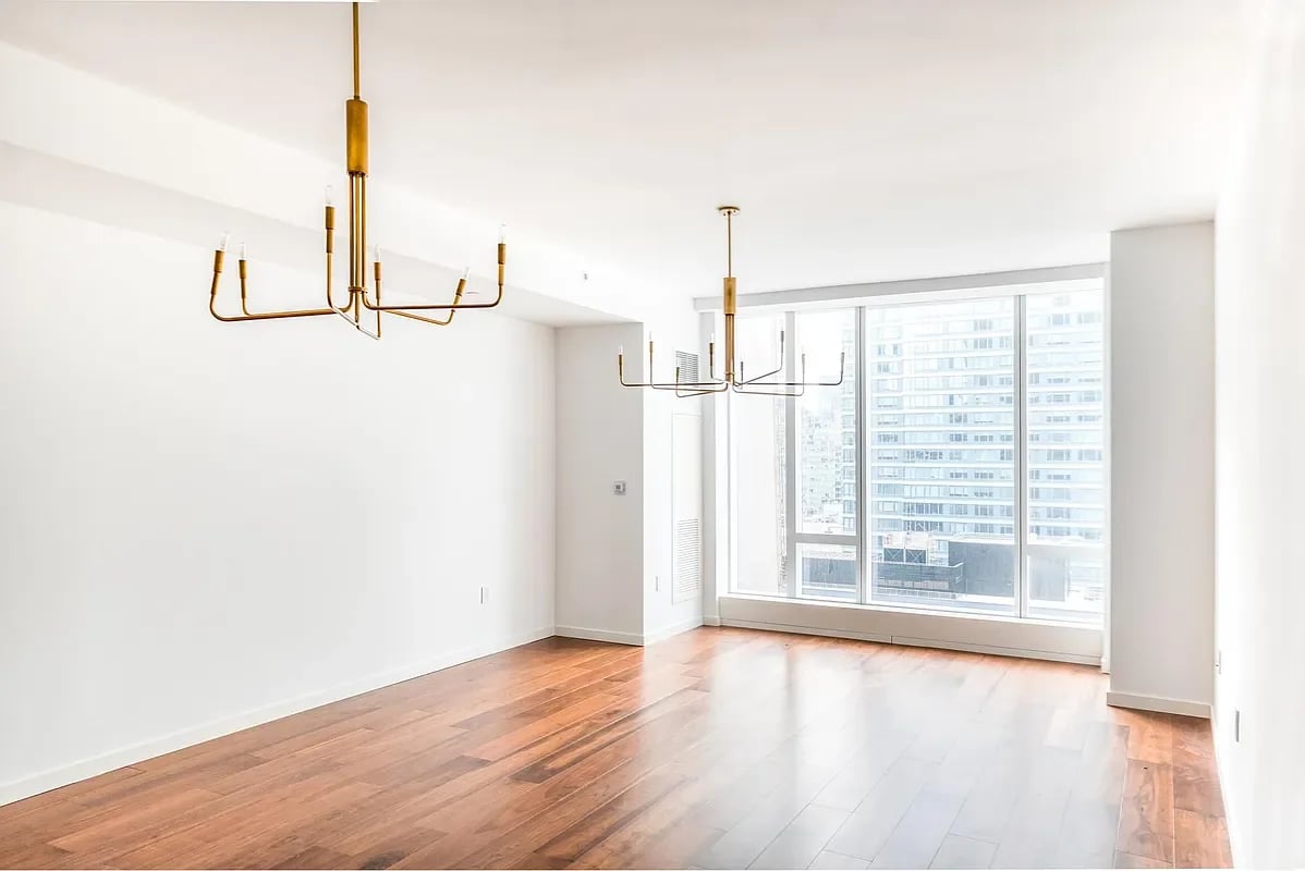 1 West End Avenue Unit: 15H