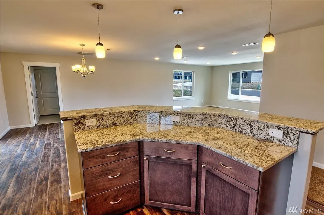 89 Manzanita Dr