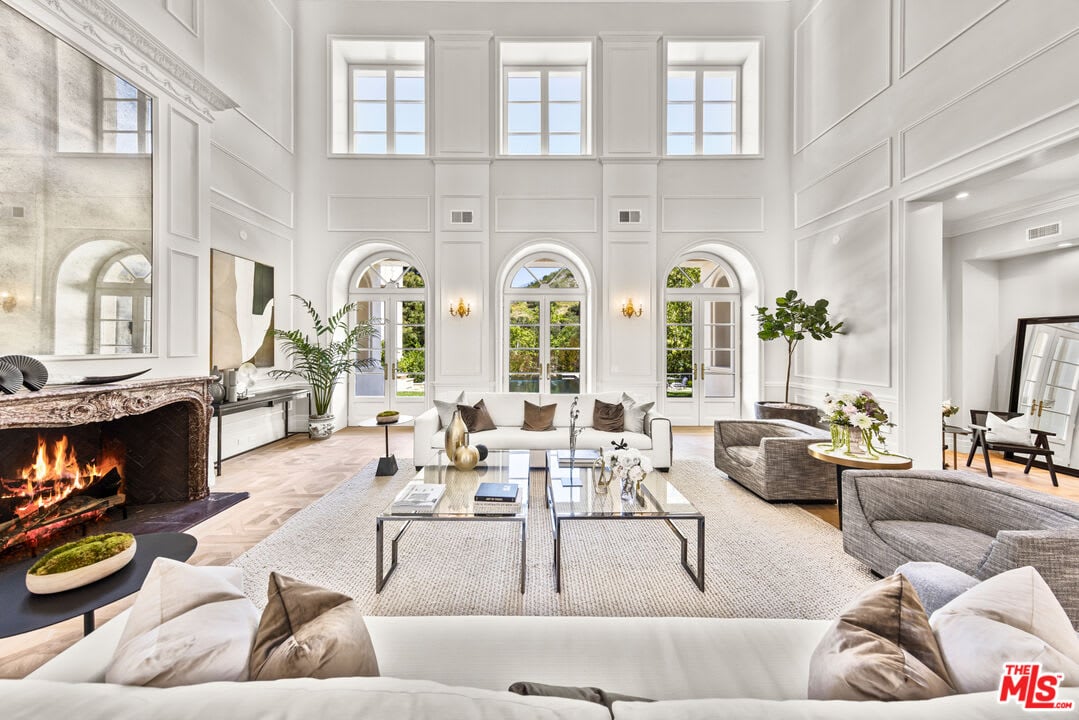 Grandeur Oasis