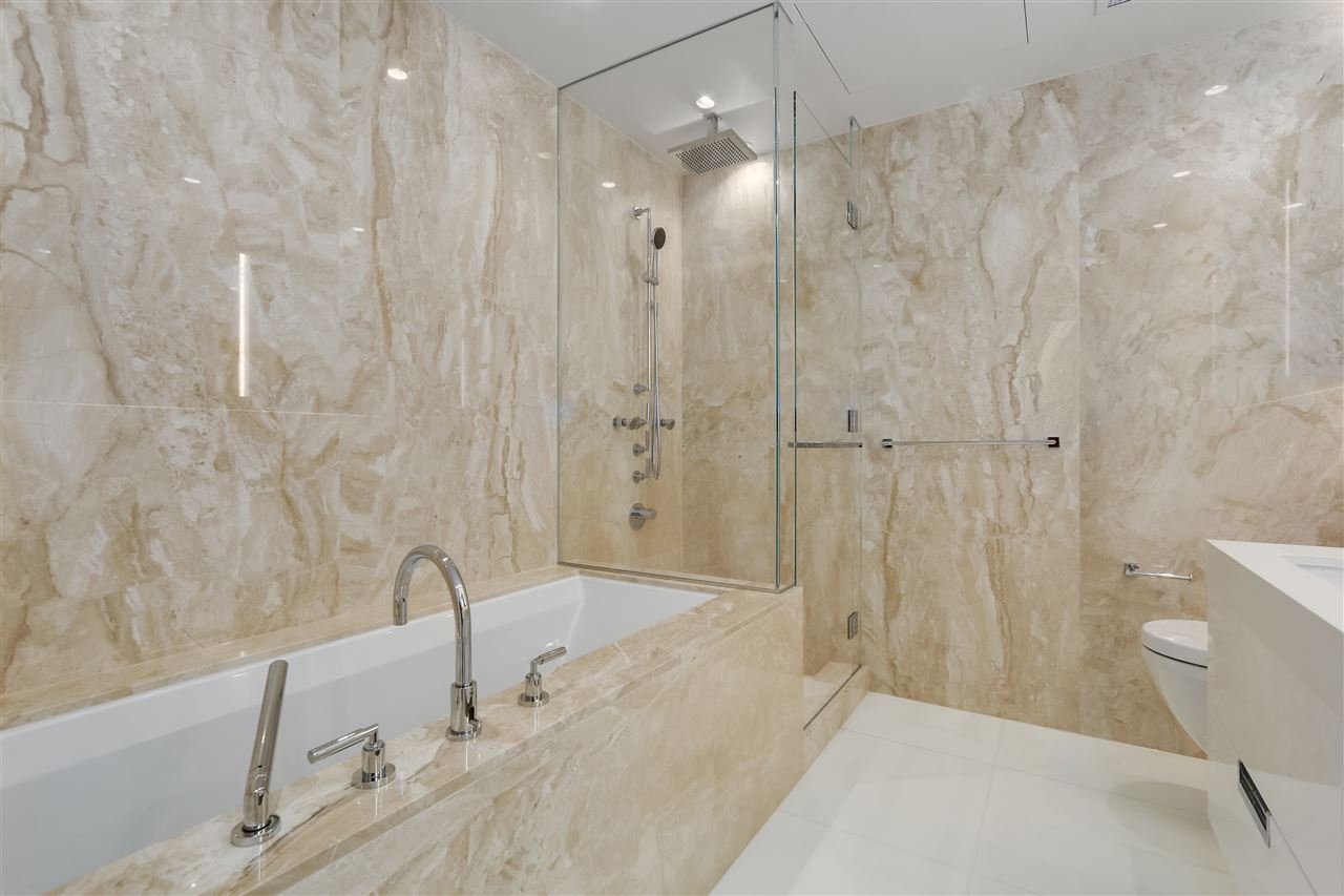 507-1355 Bellevue Ave