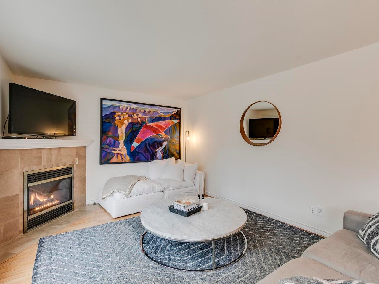 40207 Kintyre Dr