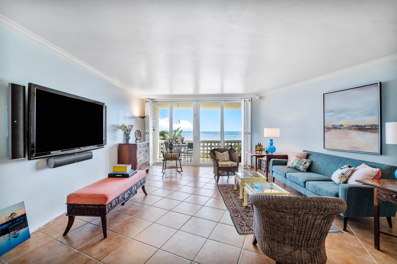 1225 S Ocean Blvd #402