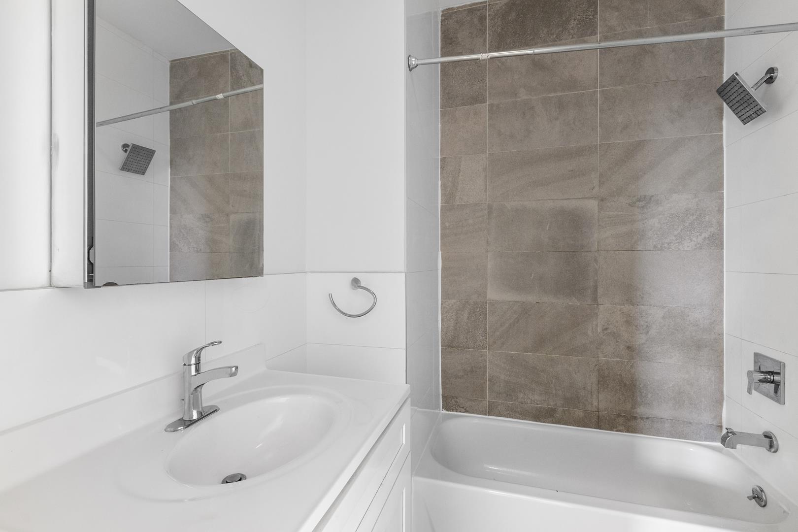 669 East 21st Street, Apt 4-R
