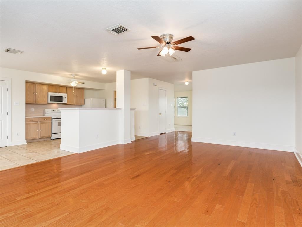 241 Crystal Isle Dr