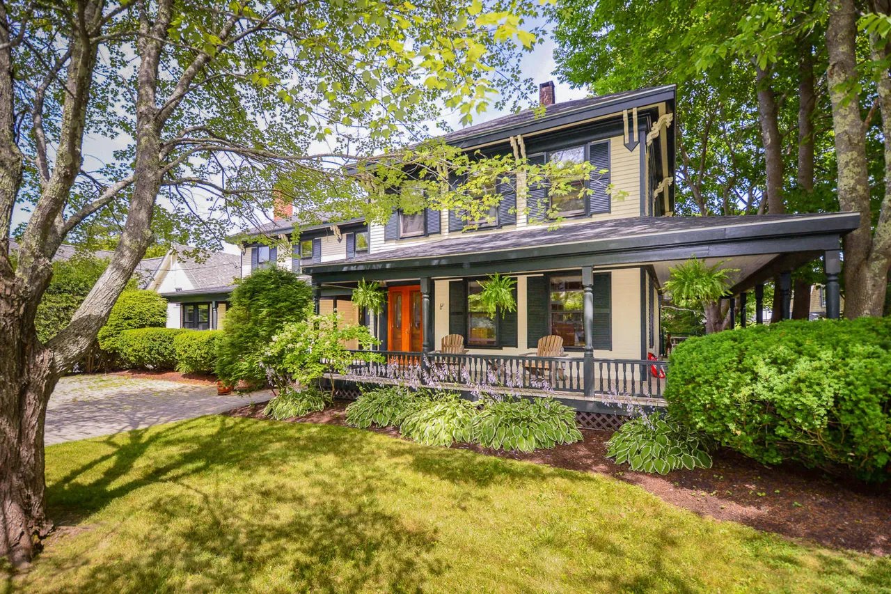 Home for Sale – 86 Chestnut Street, Camden Maine