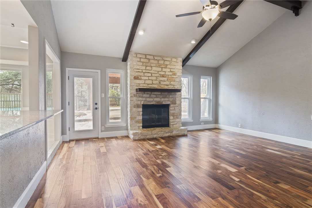 4014 Luna Trail
