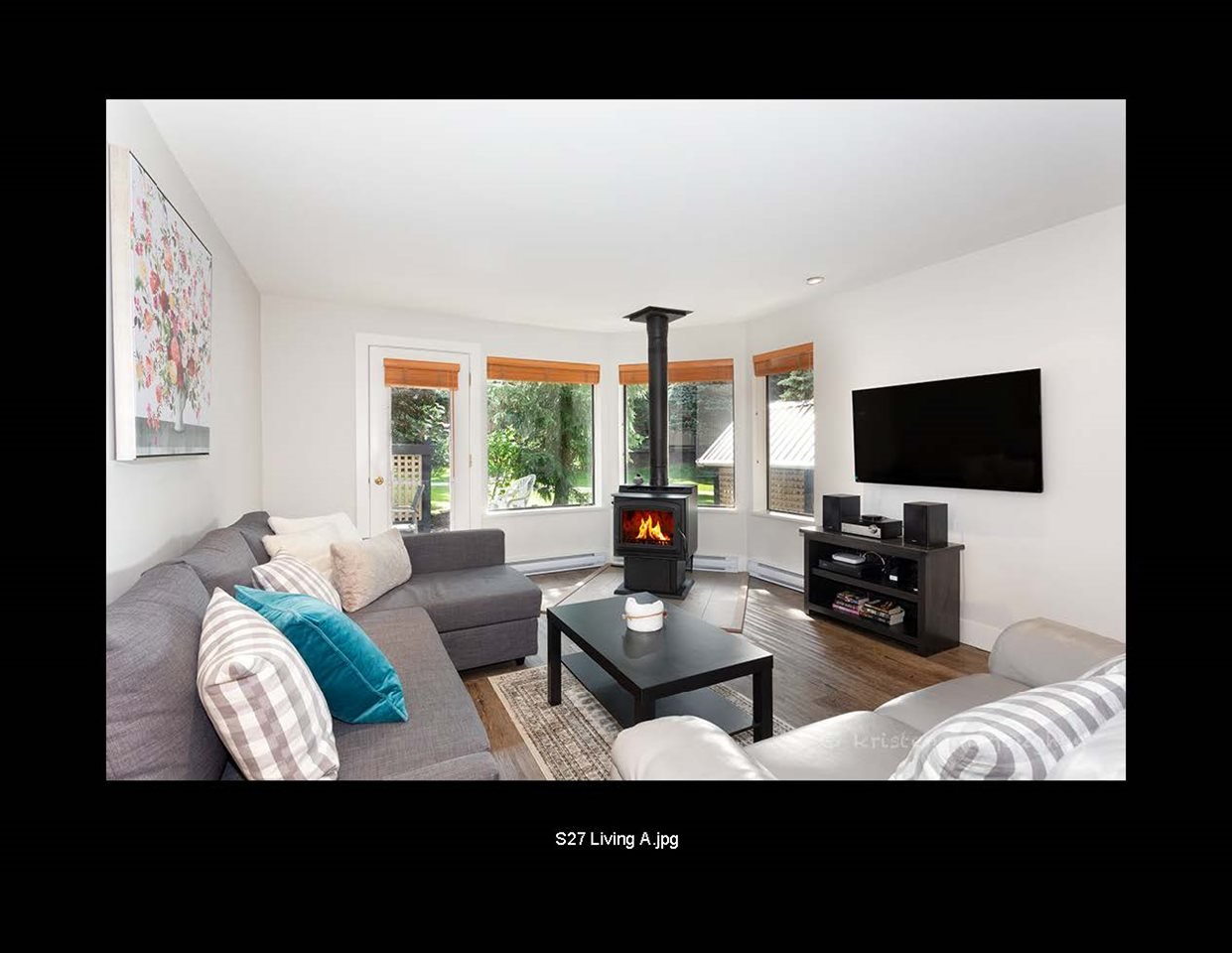 27-4637 Blackcomb Wy