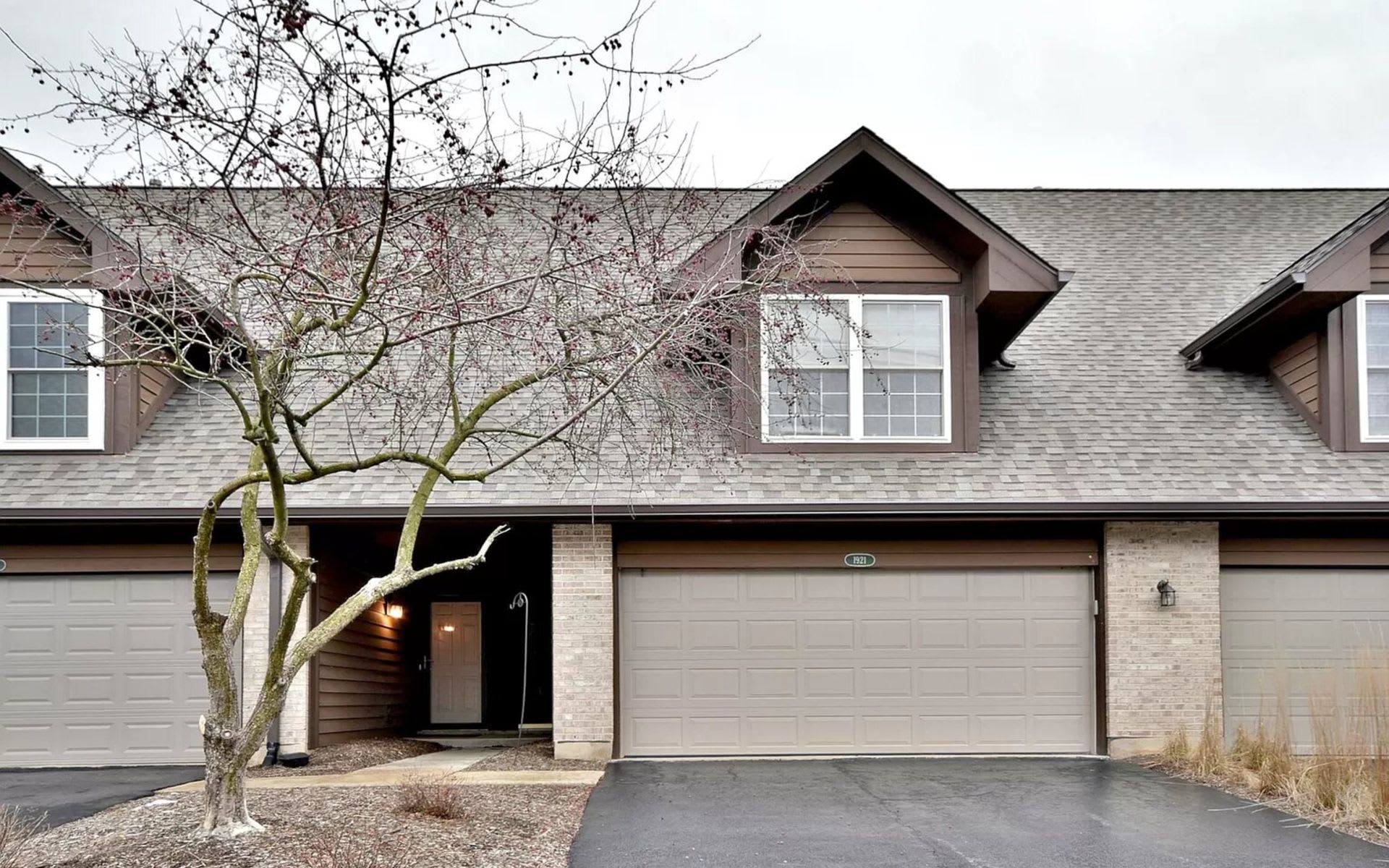 1921 Redondo Ct