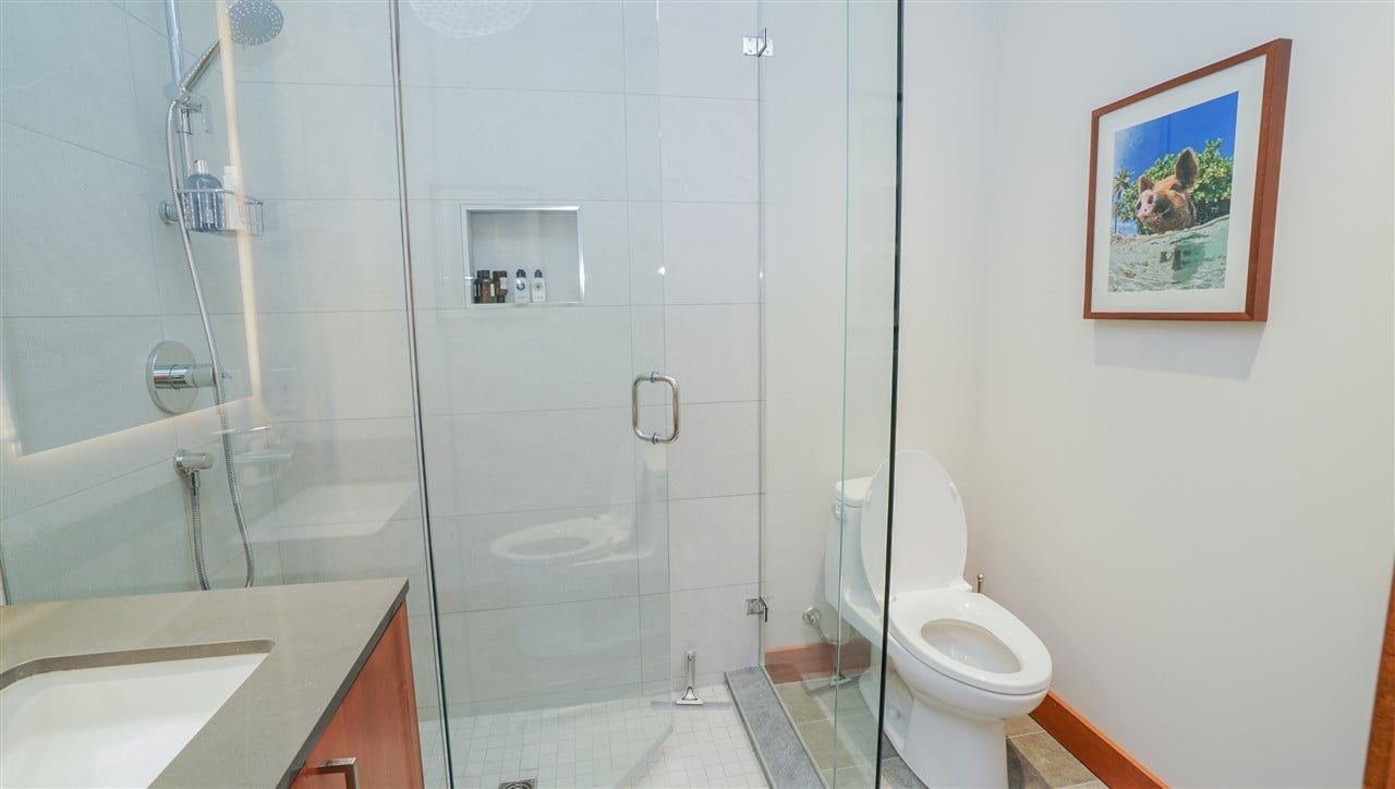 1-4661 Blackcomb Wy