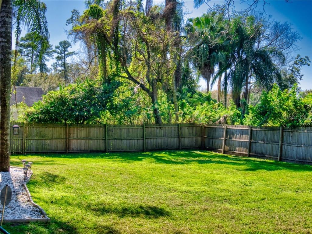 5123 Lake Howell Rd