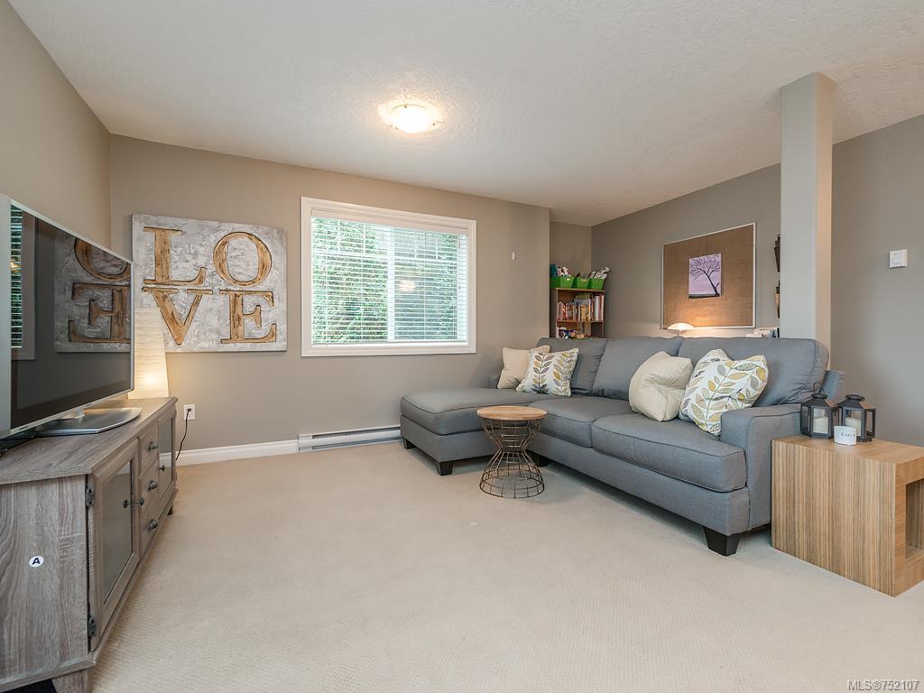 950 Walfred Rd, Langford