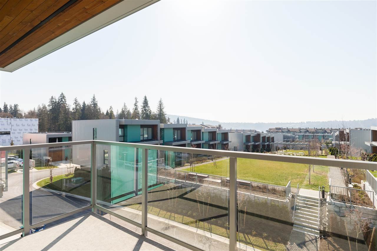 16-3596 Salal Dr