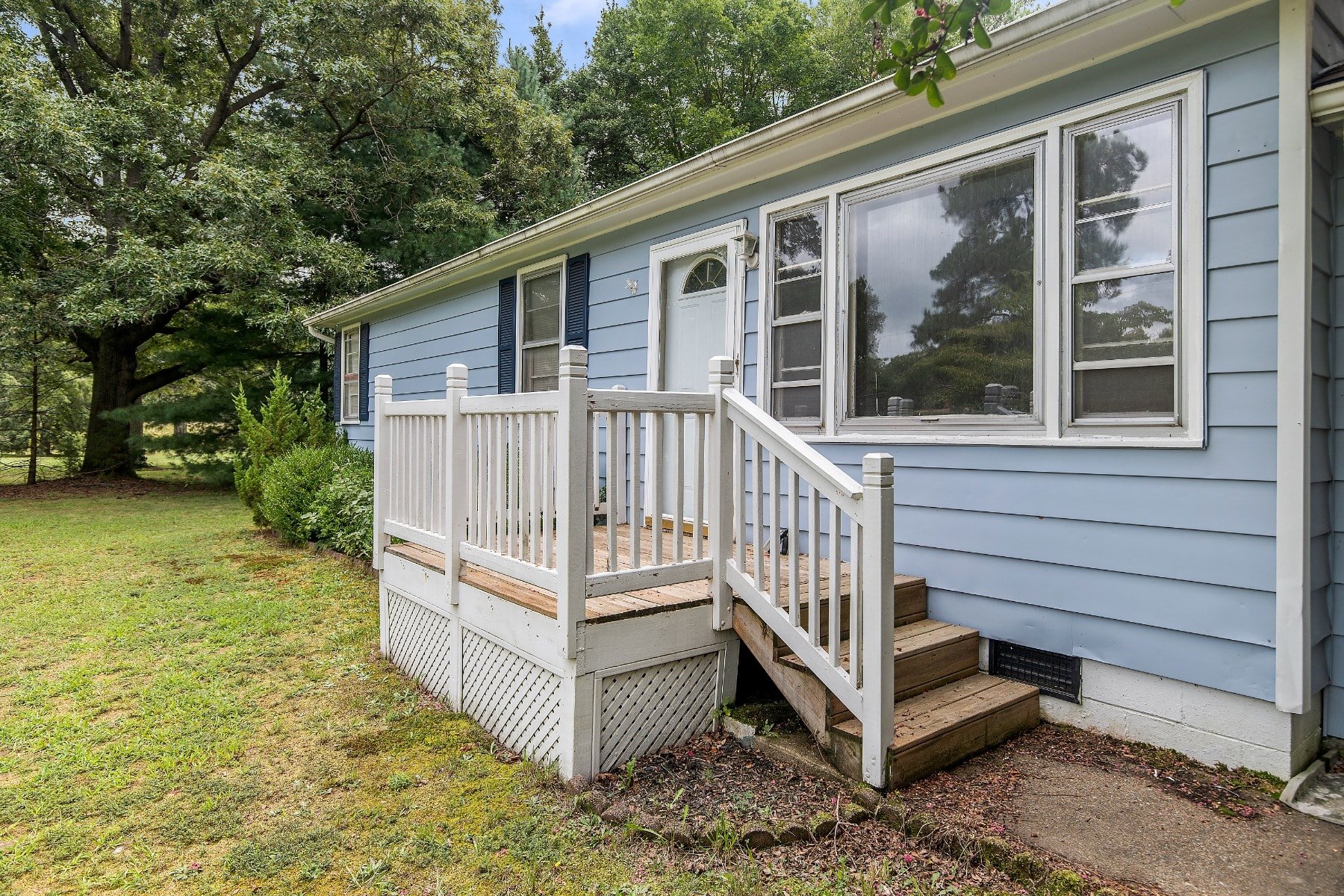 2323 Mill Road
