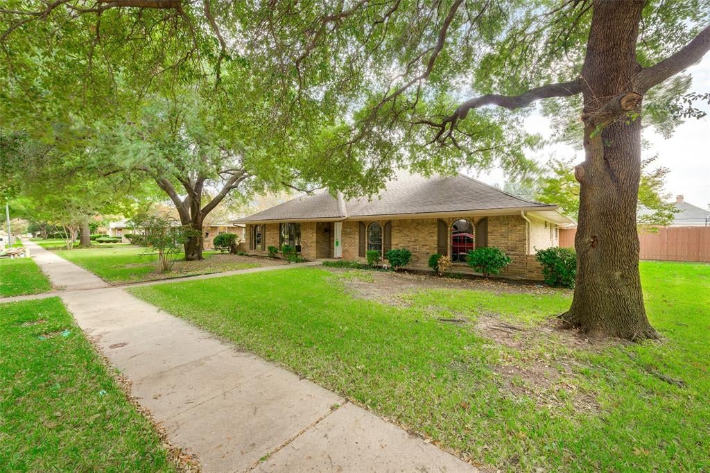 1017 Nottingham Dr