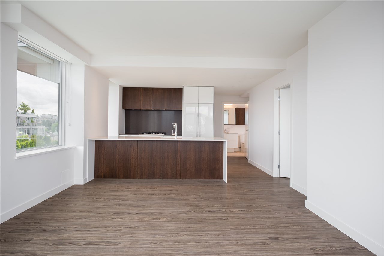 903-209 E 7th Ave