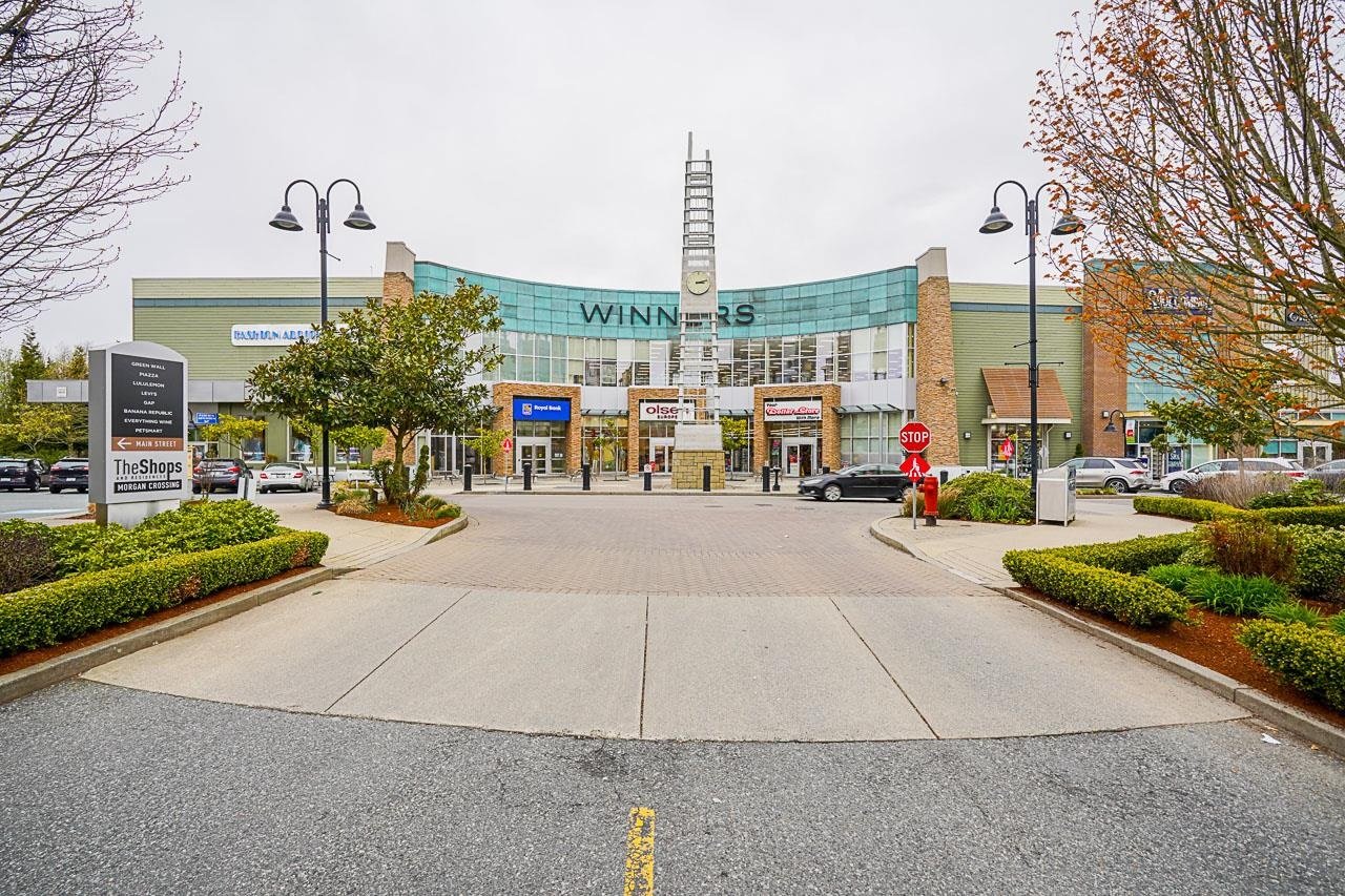 308-15735 Croydon Dr
