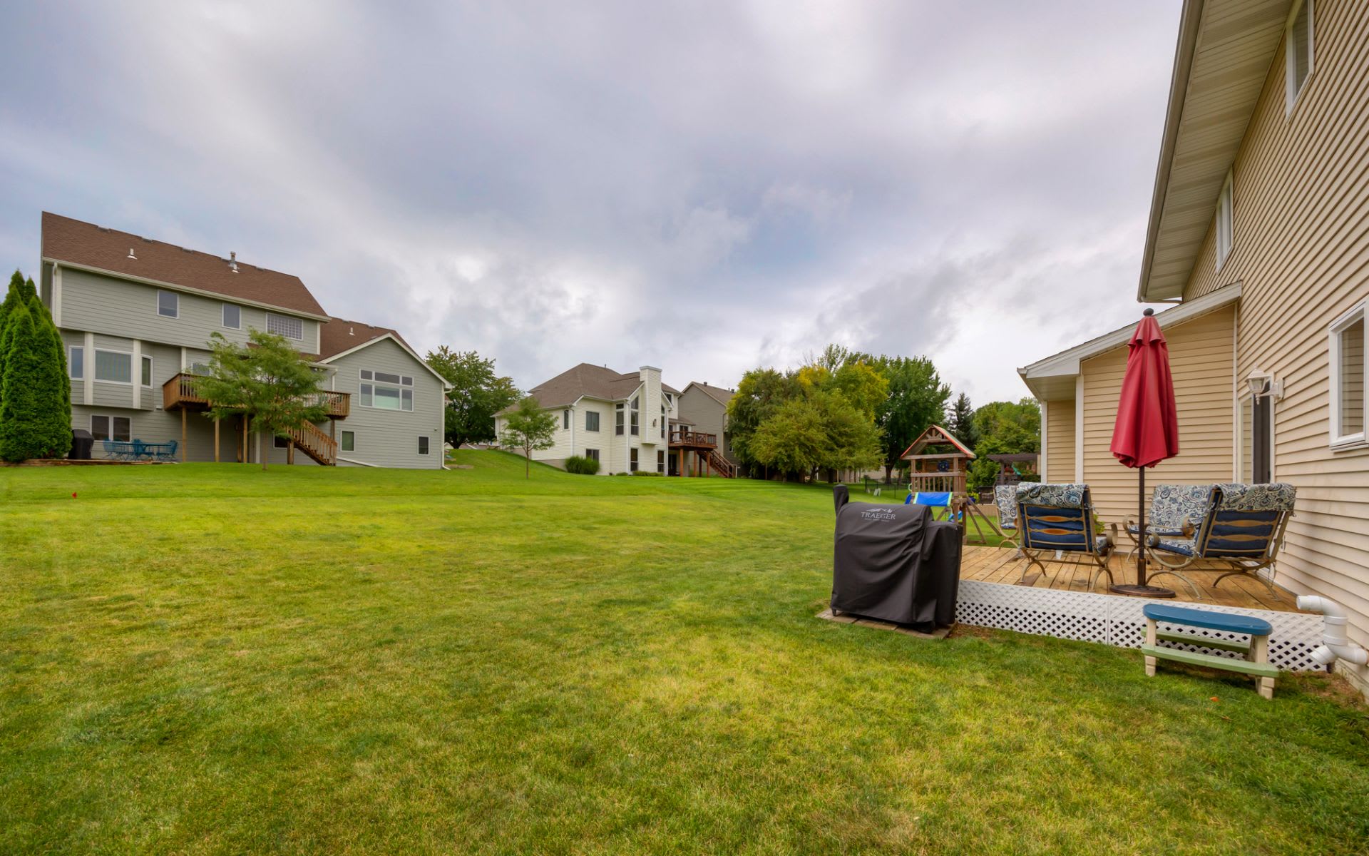 5542 Ponderosa Drive