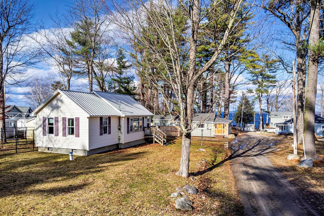 New Listing: 4 Sarah Lane, Standish, ME 04084 – $430,000