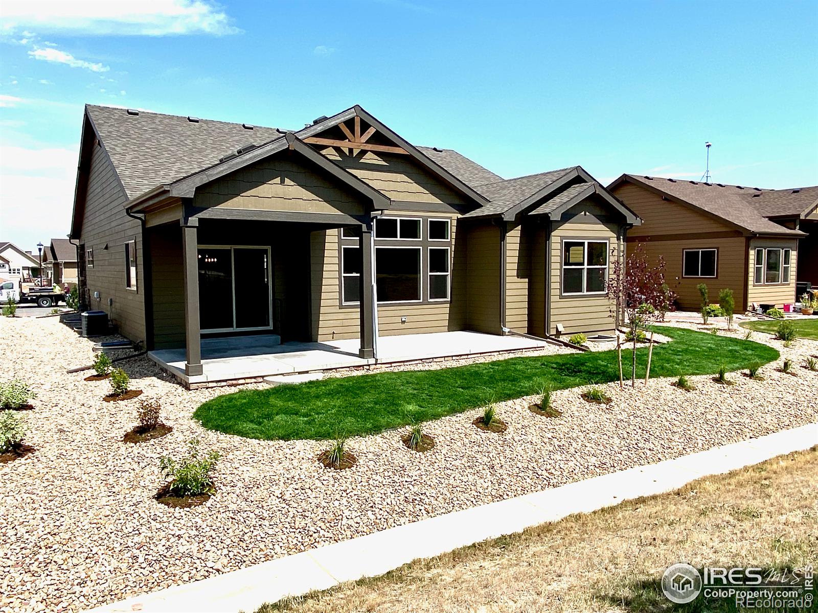 3692 Saguaro Dr