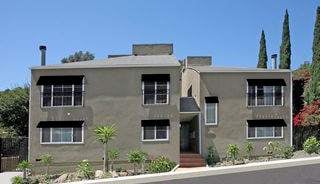2585 N Beachwood Dr, Los Angeles