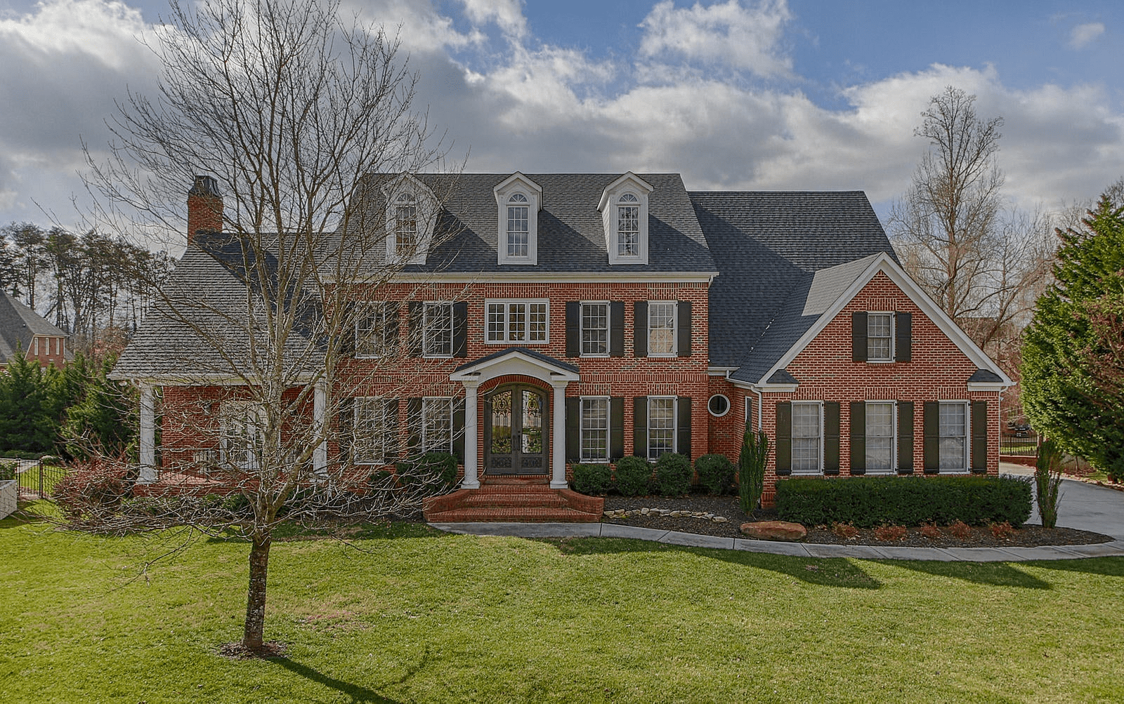 1533 Markham Rd
