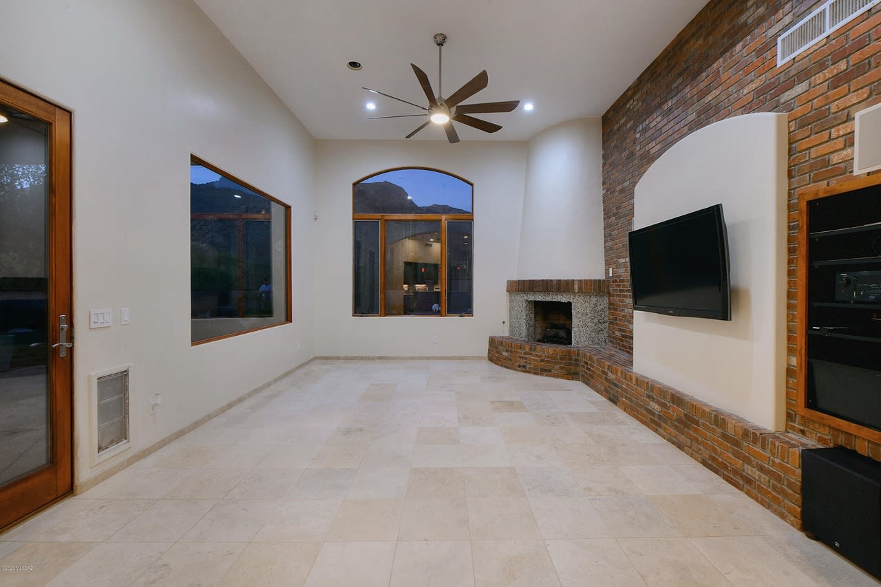 Desert Garden Drive
