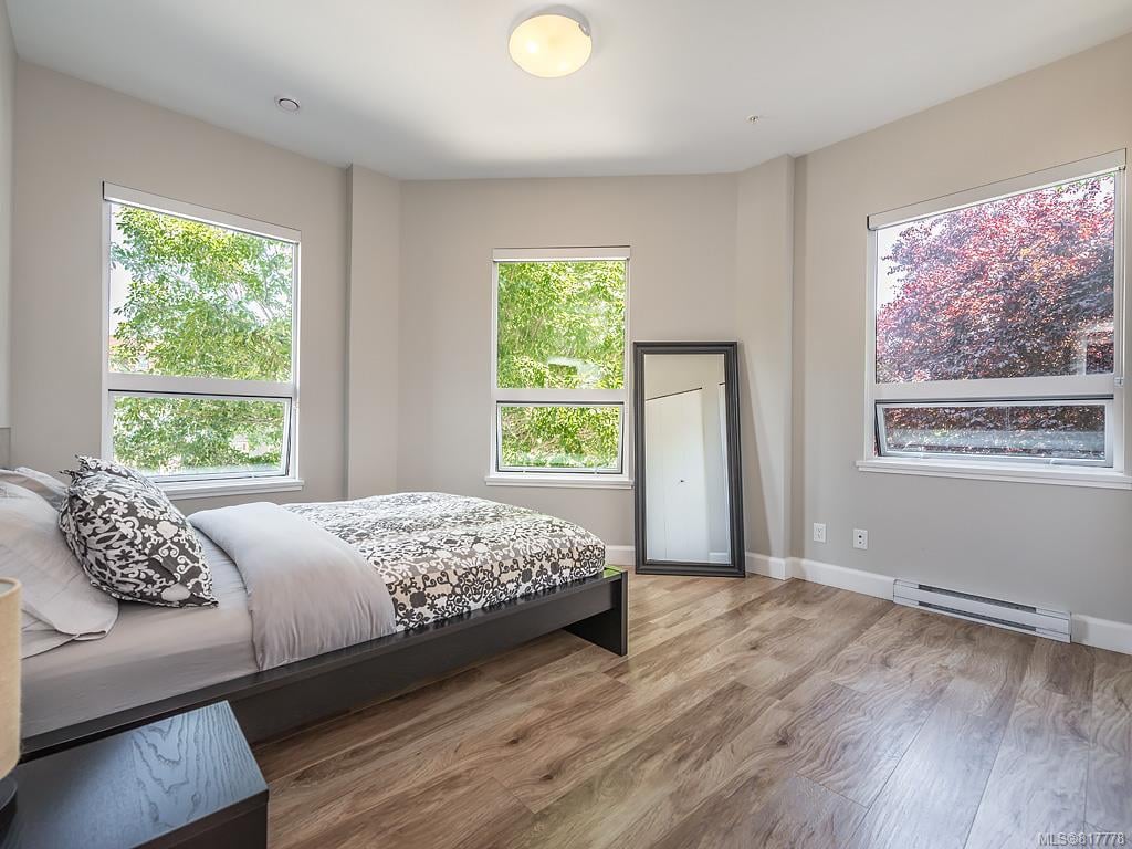 203-595 Pandora Ave