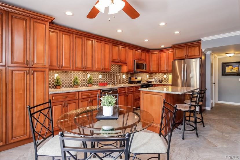 55 La Costa Ct