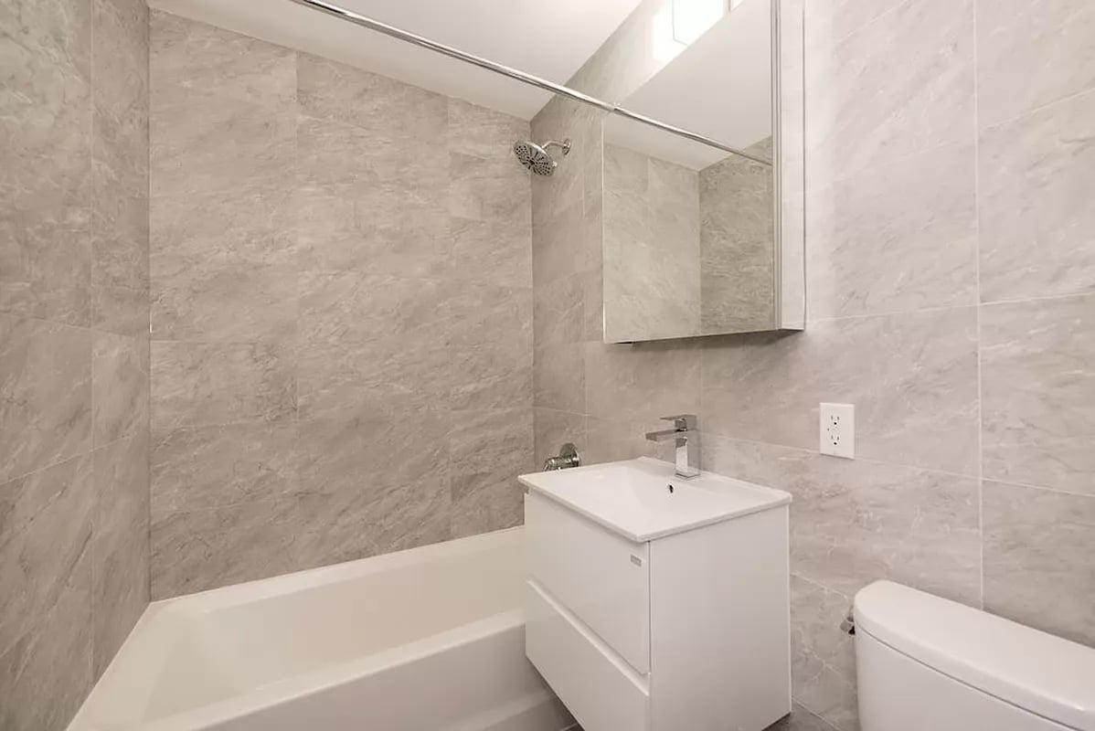 347 E 105th Street Unit: 1S