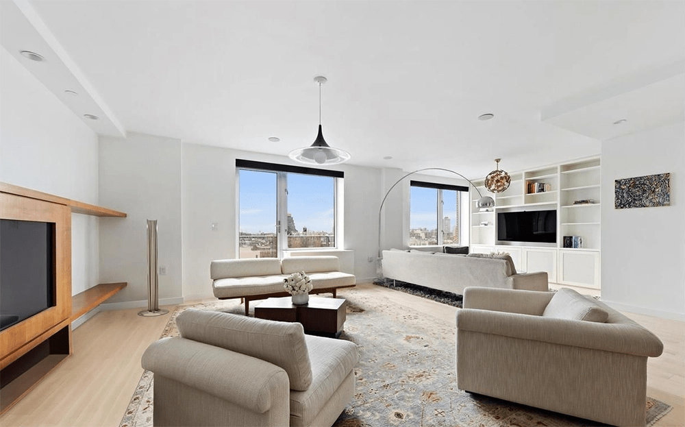 CNN Anchor Don Lemon Seeks Harlem Buyer