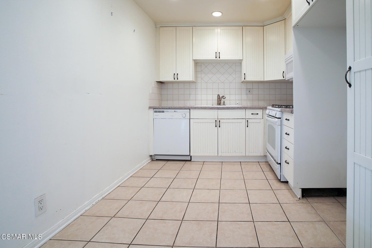 31570 Agoura Rd #6
