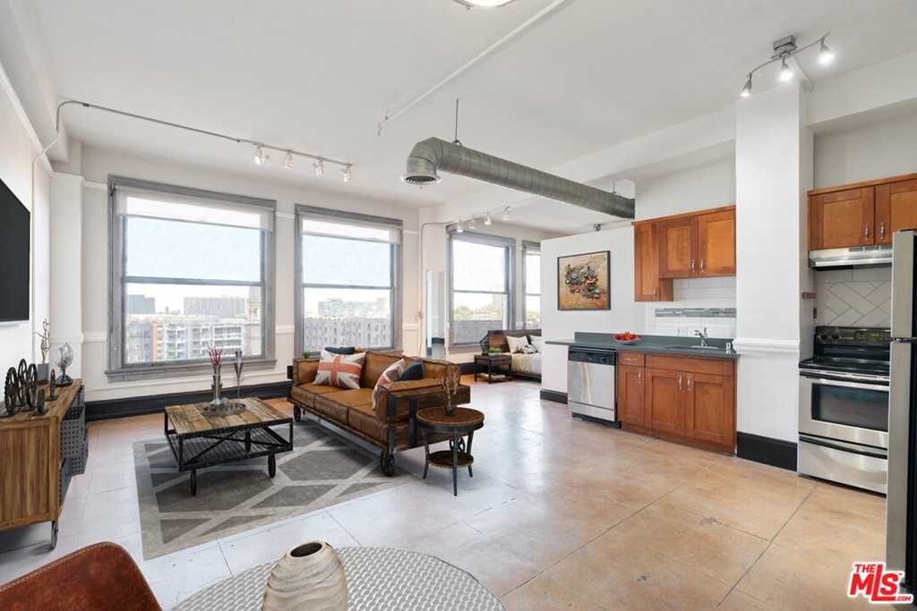 108 W 2nd Street Unit 703