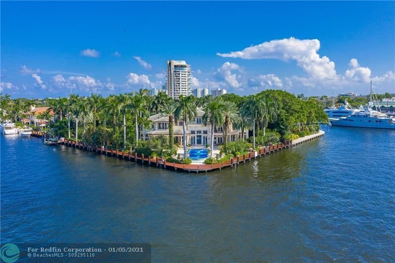2501 Mercedes Dr
