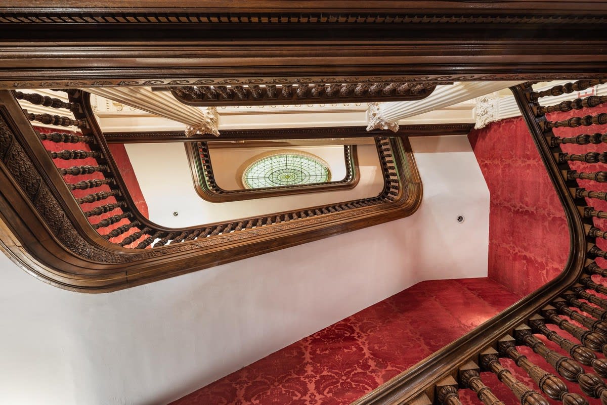 9 W 54th St, Townhouse