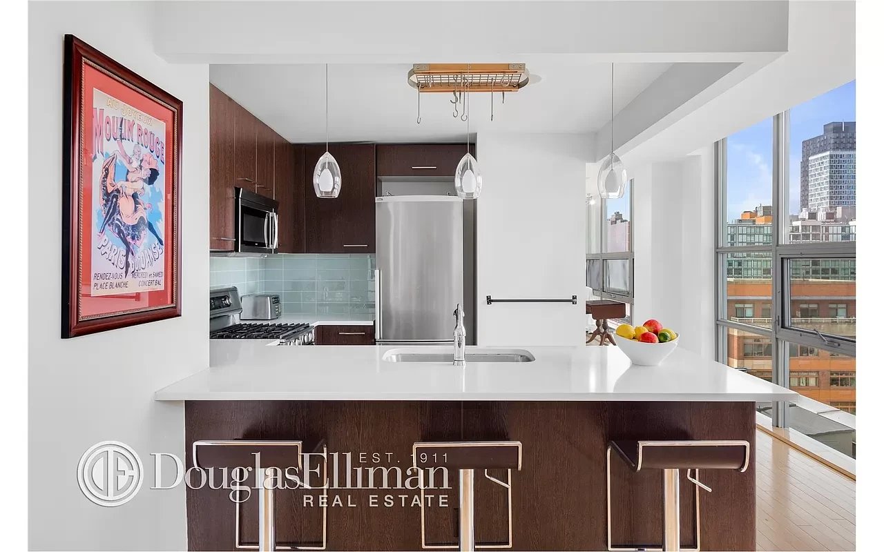 5-09 48th Ave, #8F