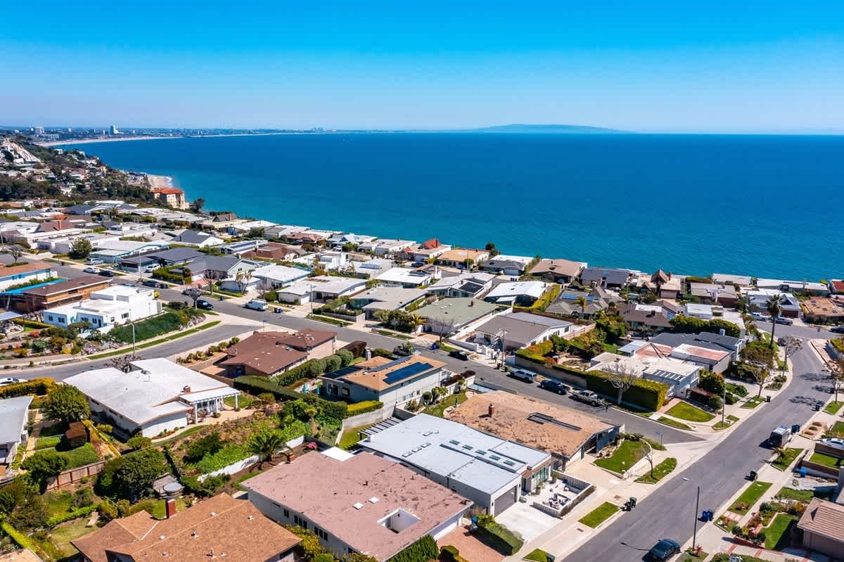 Market Update Los Angeles