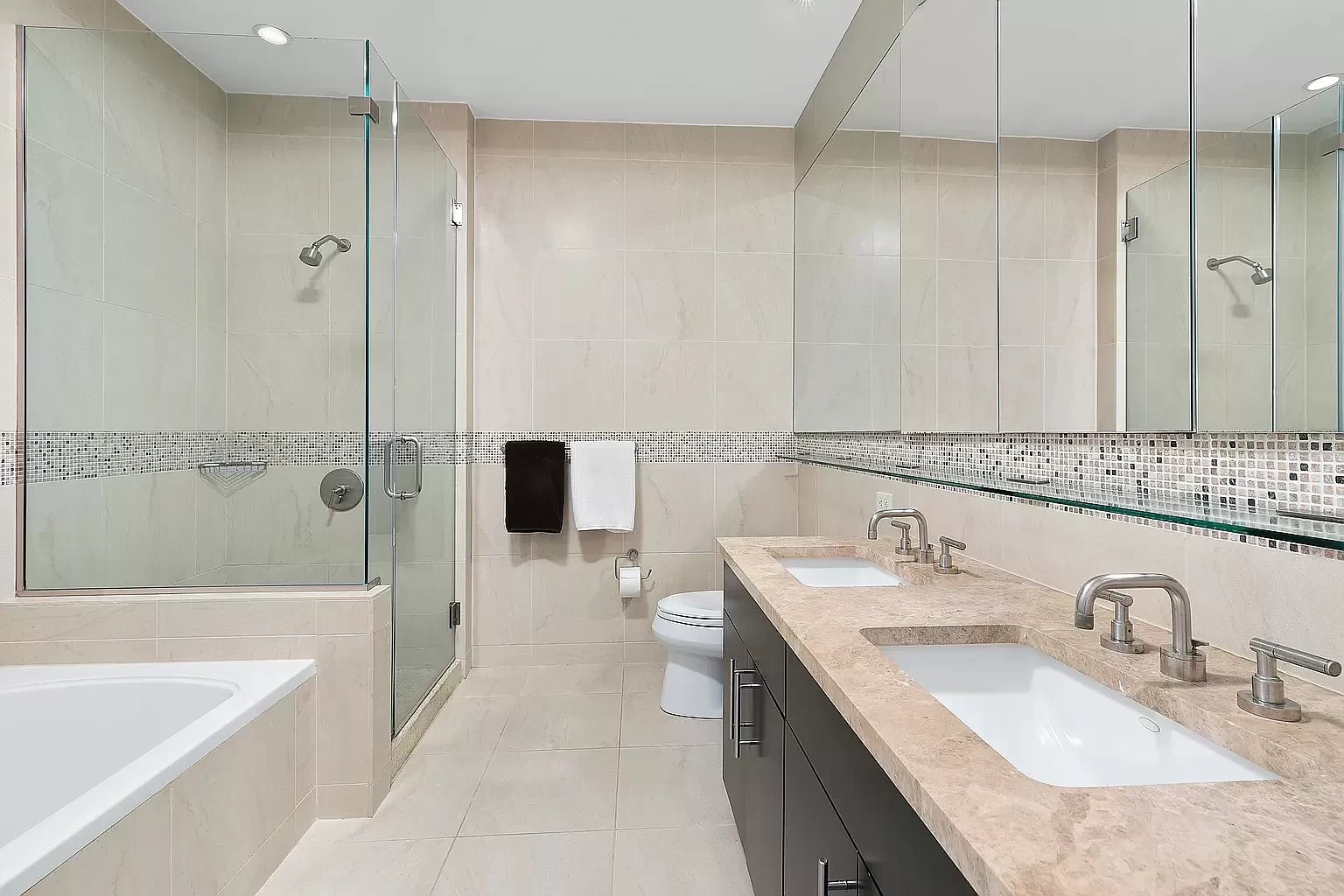 325 5th Ave, #18C